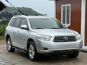 Toyota Highlander 2010 Silver