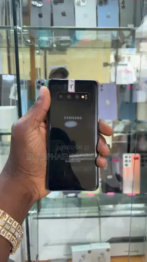 Samsung Galaxy S10 128 GB Black