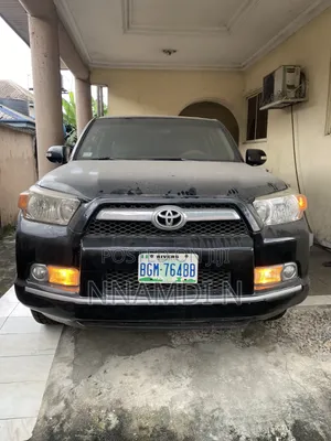 Toyota 4-Runner 2011 Black