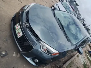 Toyota Corolla 2016 Blue