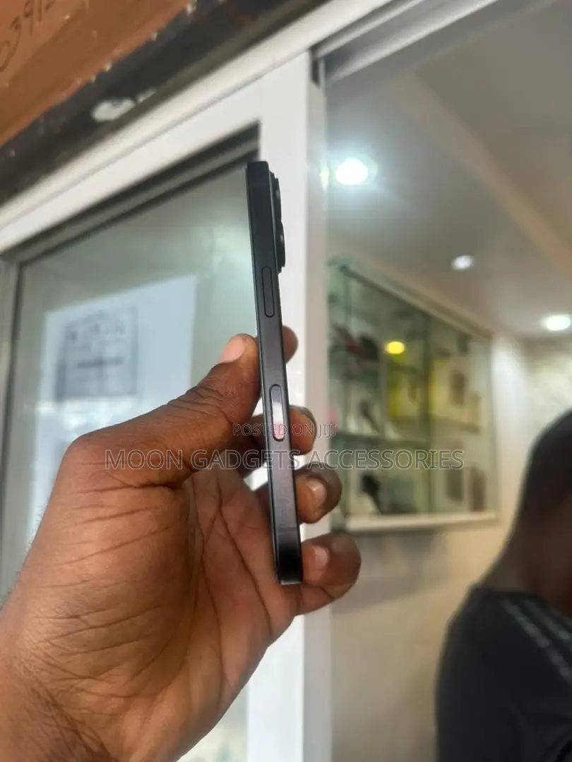 Apple iPhone 16 128 GB Black