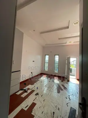 1bdrm Shared Apartment in Lekki for rent
