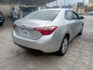 Toyota Corolla 2018 Silver
