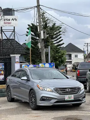 Hyundai Sonata 2015 Gray