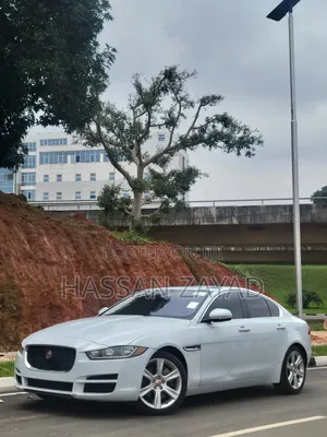 Jaguar XE 2017 White