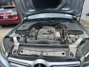 Mercedes-Benz GLC-Class 2017 Blue