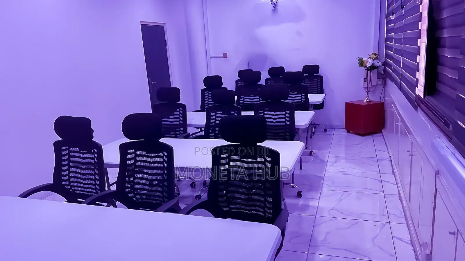 Training Room, Executive Offices, Workstations & Virtual Office