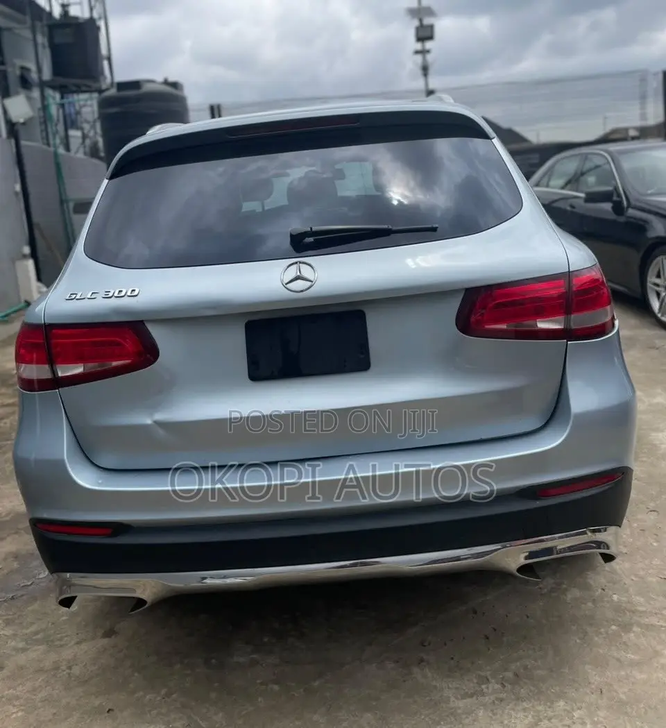 Mercedes-Benz GLC-Class 2017 Blue
