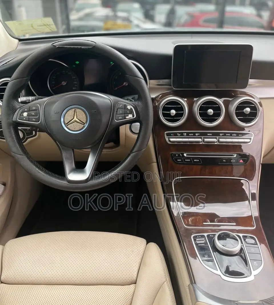 Mercedes-Benz GLC-Class 2017 Blue