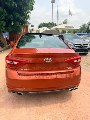 Hyundai Sonata 2016 Red