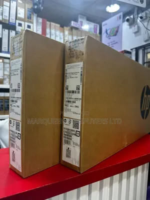 New Laptop HP ProBook 460 G11 16GB Intel Core Ultra 7 SSD 512GB