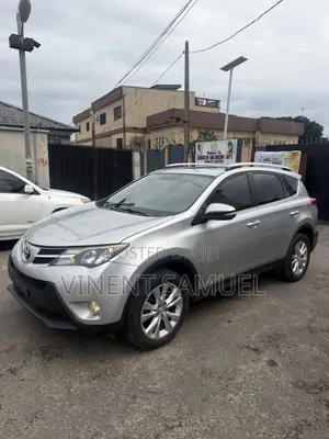Toyota RAV4 LE 4dr SUV AWD (2.5L 4cyl 6A) 2015 Silver