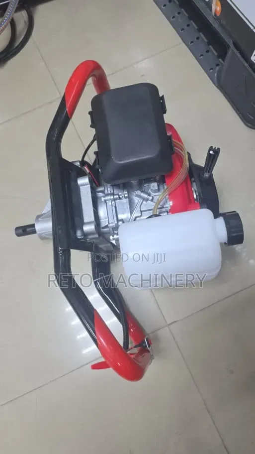 4 Stroke Earth Auger Machine