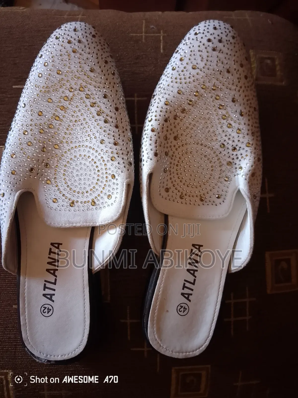 Stone Half Shoe