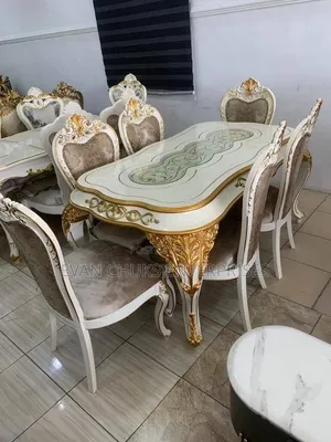 Unique Designs Royal Dining
