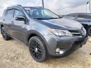Toyota RAV4 2015 Gray