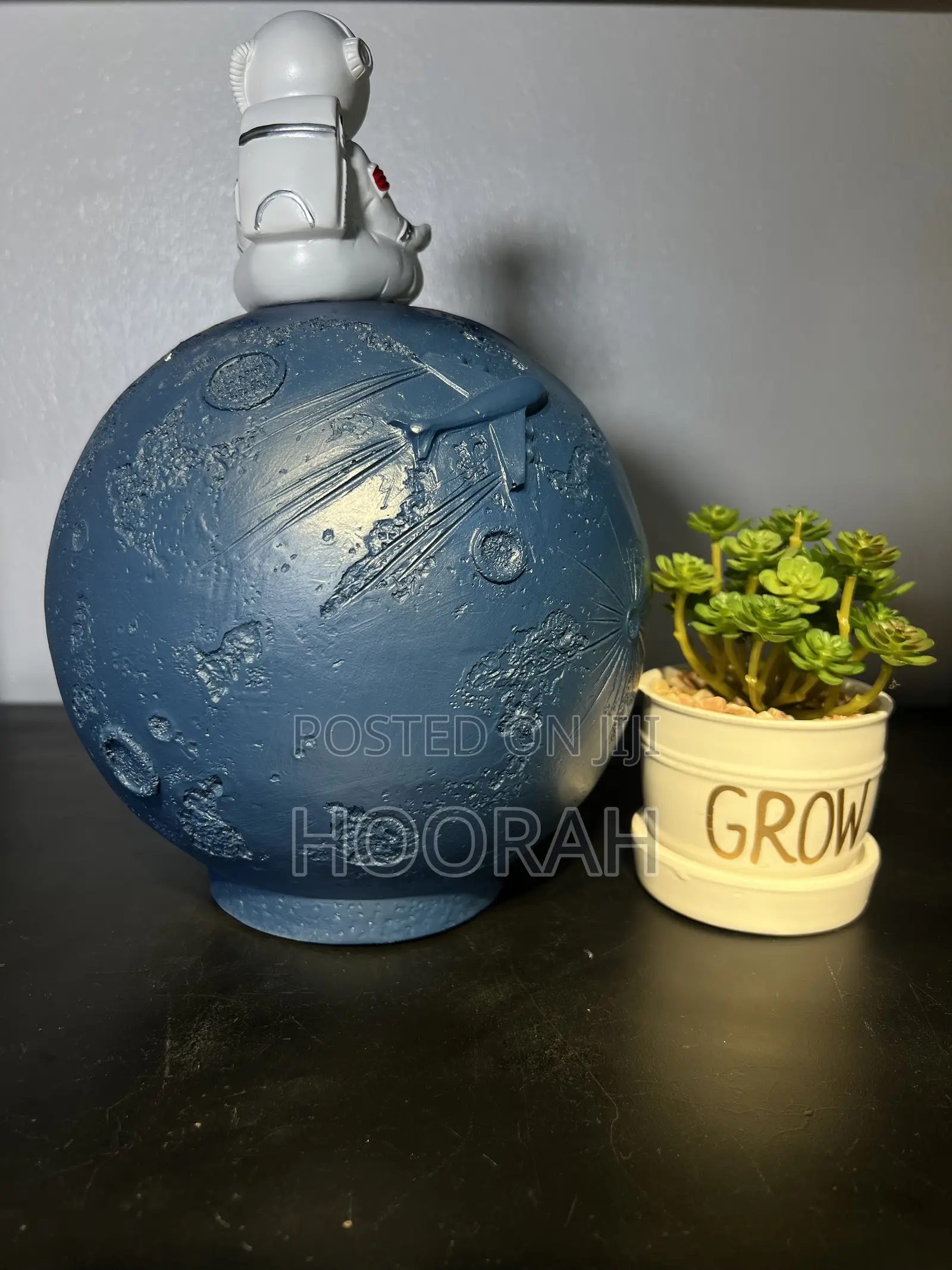 Astronaut Gray Storage Box , Living Room Decor