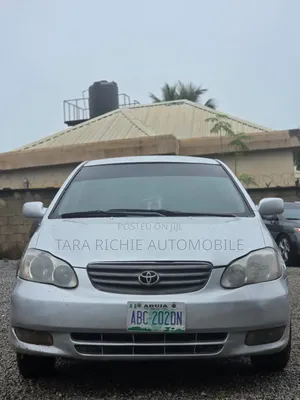 Toyota Corolla 2004 Silver