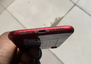 Apple iPhone XR 128 GB Red