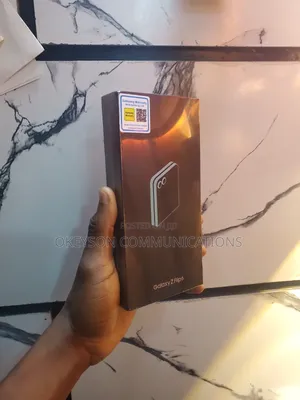 New Samsung Galaxy Z Flip6 256 GB White
