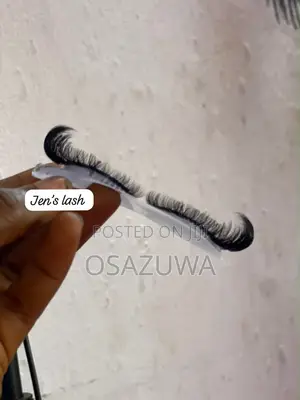 Strip Lashes and Press on Nails