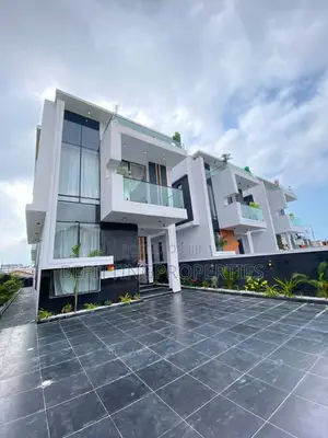 5bdrm Duplex in Lekki for sale