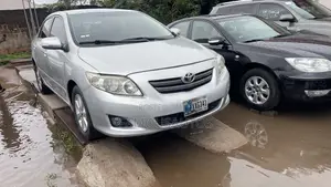 Toyota Corolla 2010 Silver