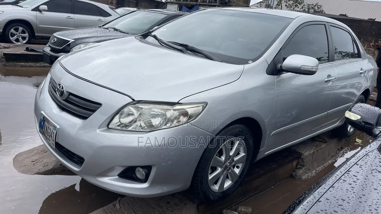 Toyota Corolla 2010 Silver