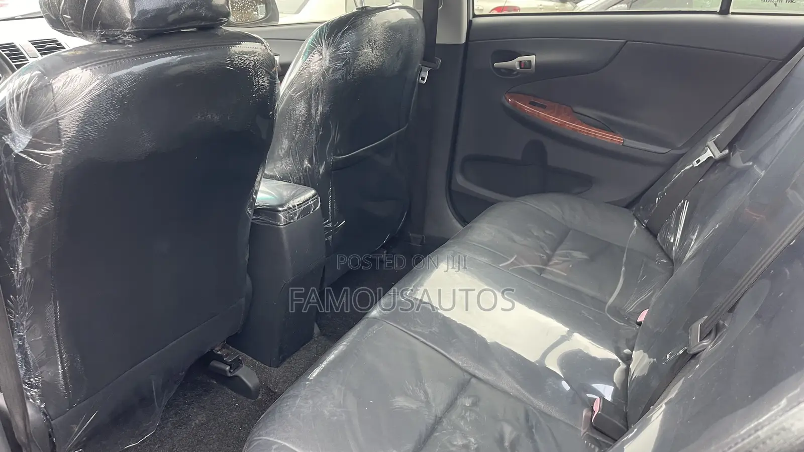 Toyota Corolla 2010 Silver