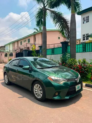 Toyota Corolla 2016 Green