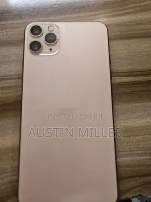 Apple iPhone 11 Pro Max 64 GB Gold