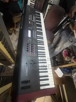 Yamaha Moxf8