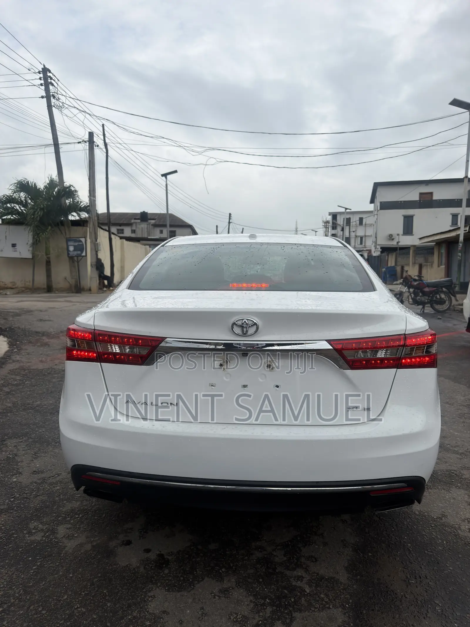 Toyota Avalon 2018 White