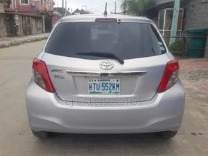 Toyota Yaris 2014 Silver