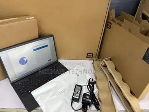 New Laptop Dell 8GB Intel Core 3 SSD 512GB