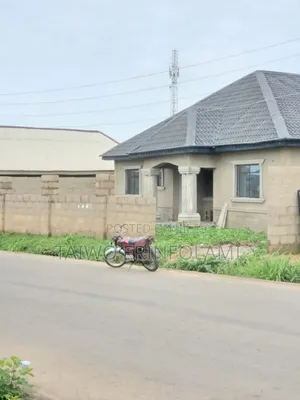 3bdrm Bungalow in Ona-Ara for sale