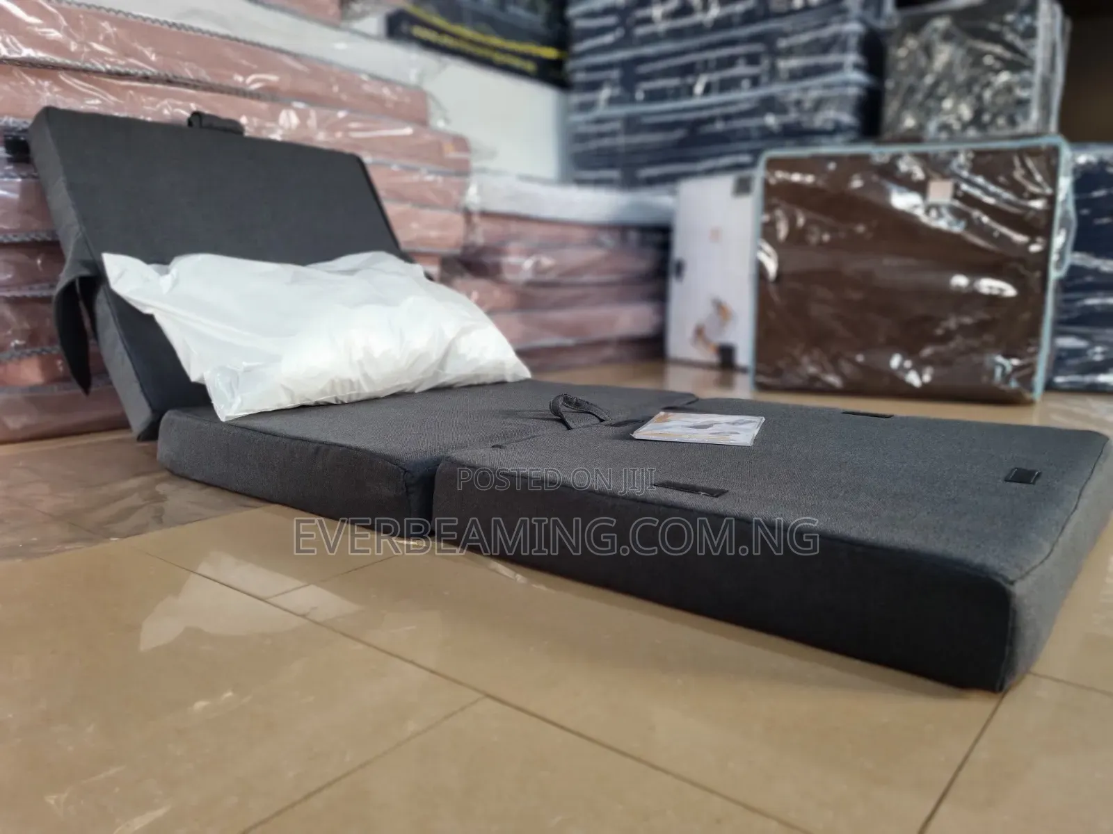 Everbeaming Orthopaedic Foldable Multipurpose Mattress