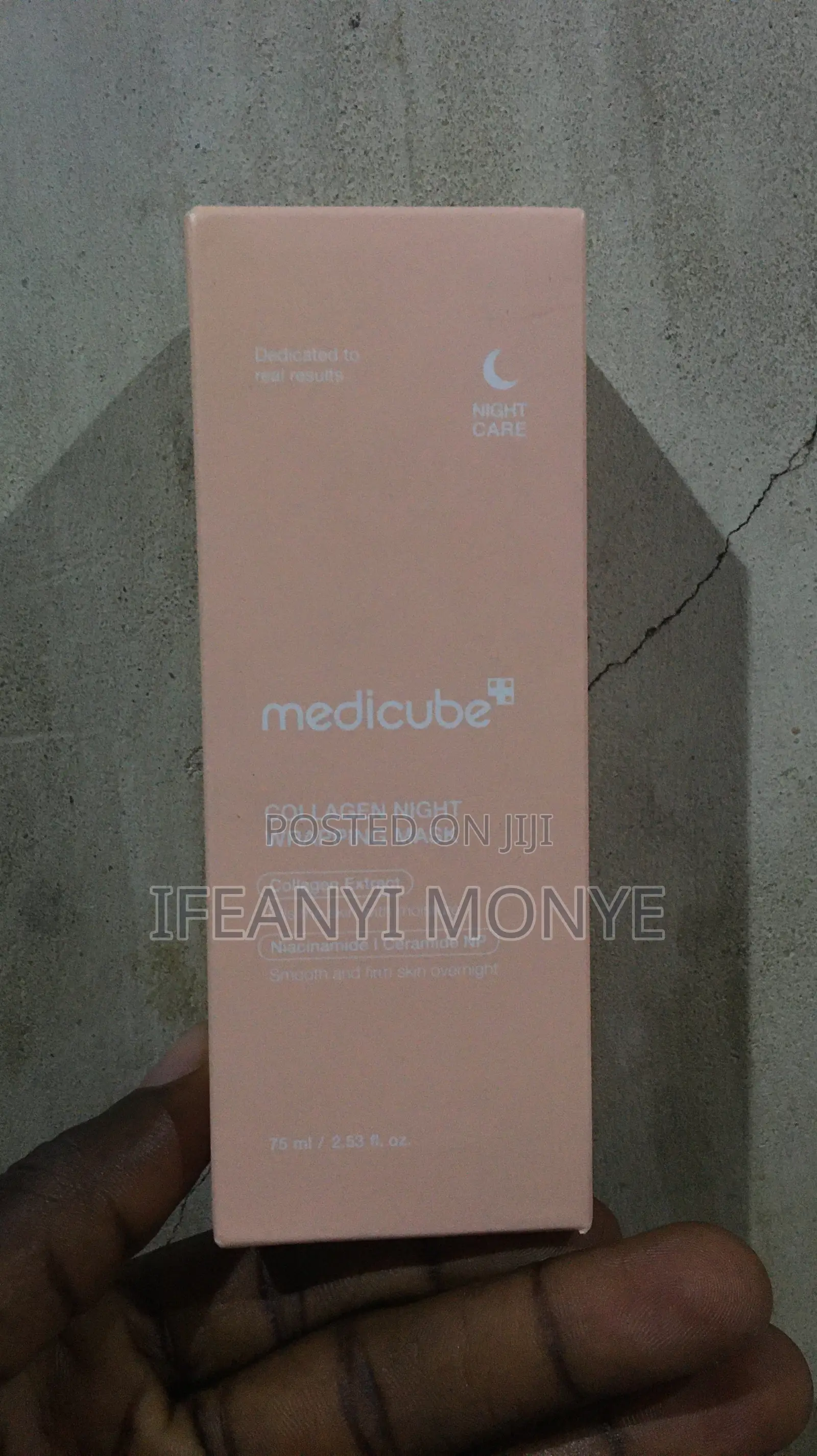 Collagen Night Wrapping Mask.