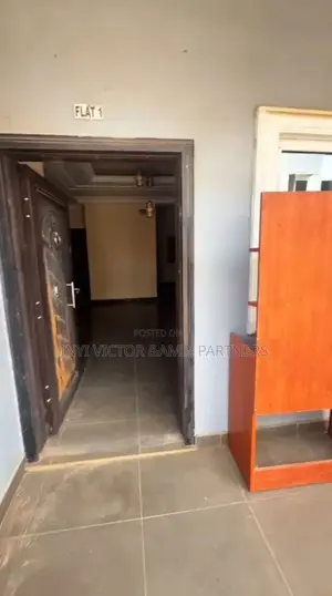 3bdrm Block of Flats in Durumi for rent