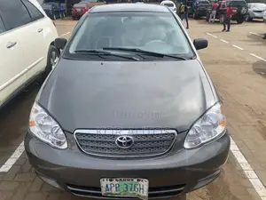 Toyota Corolla 2005 Gray