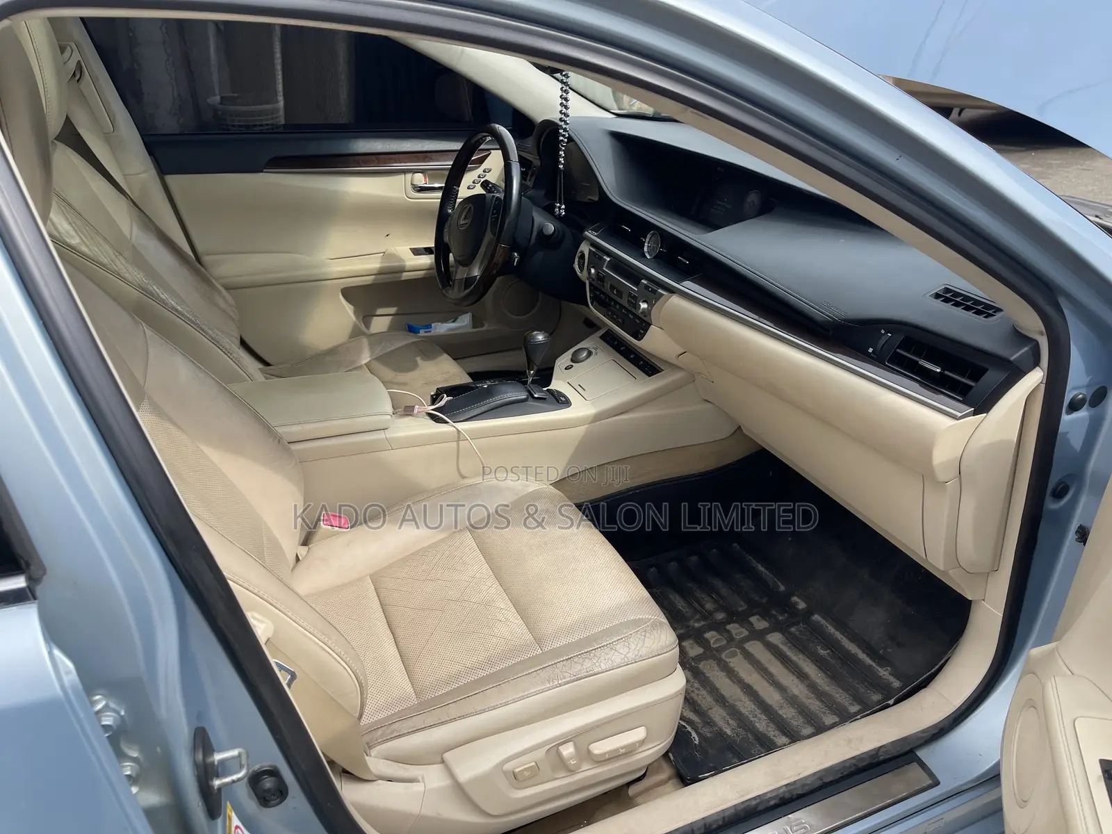 Lexus ES 2014 Blue