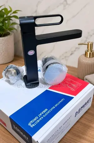 Modern Bathroom Faucet With a Square Loop Handle