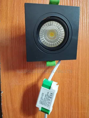 7 W Warm White Square Black