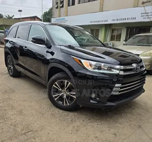 Toyota Highlander 2016 Black