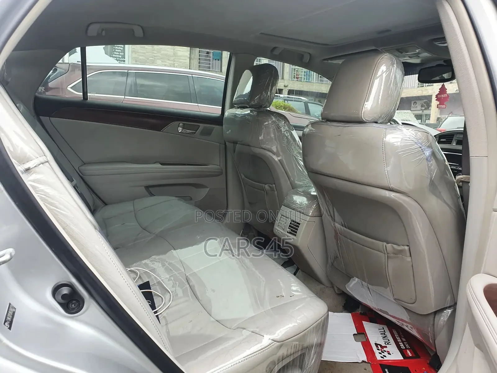 Toyota Avalon 2011 Silver
