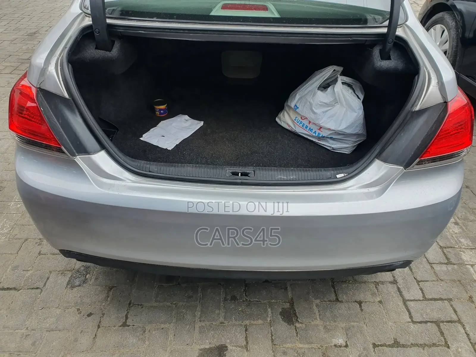 Toyota Avalon 2011 Silver