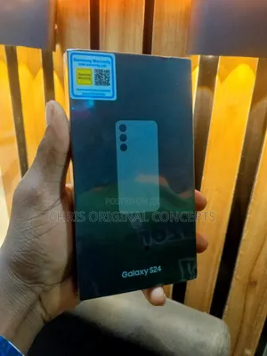 New Samsung Galaxy S24 256 GB Silver