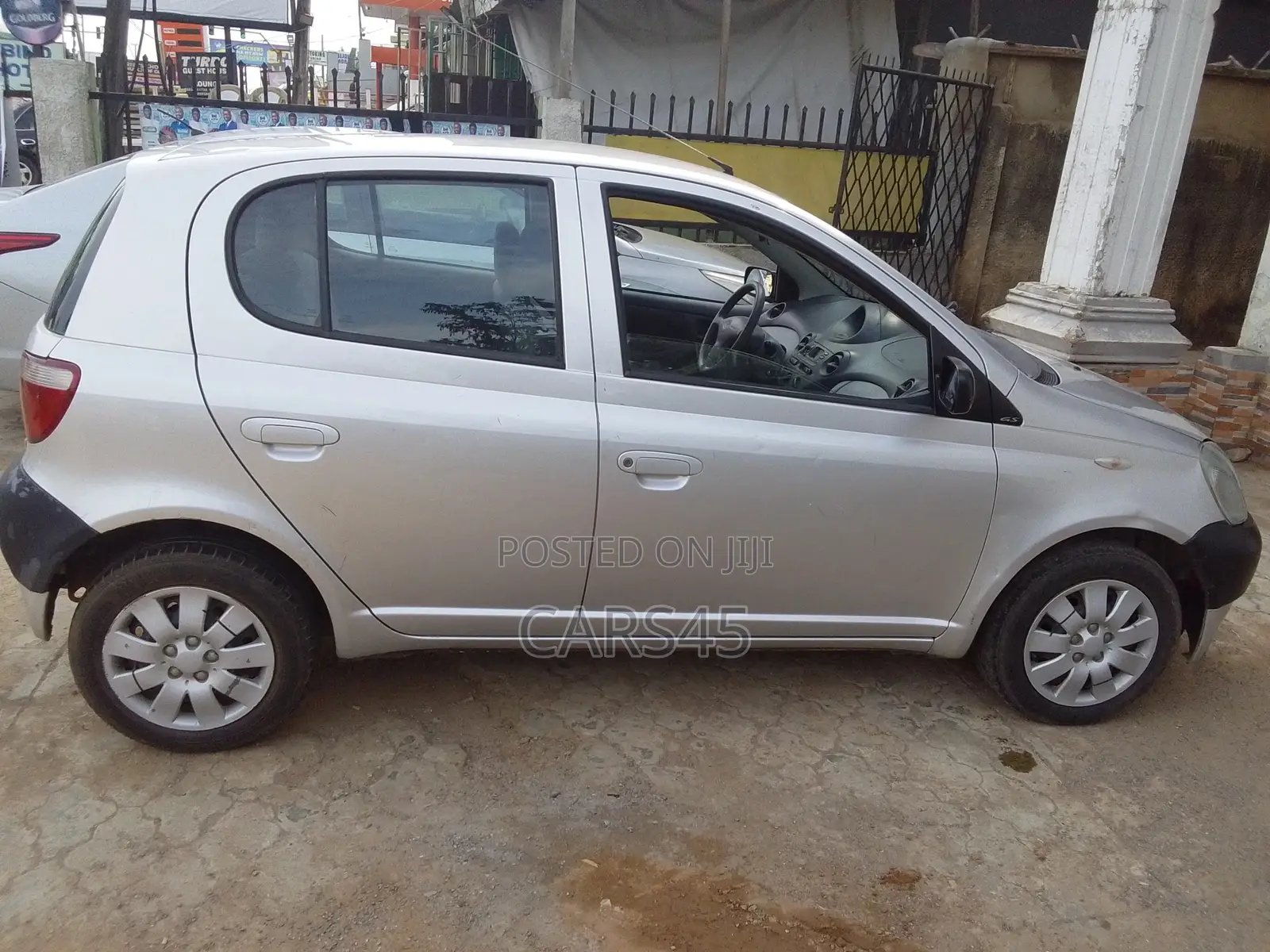 Toyota Yaris 2003 Silver