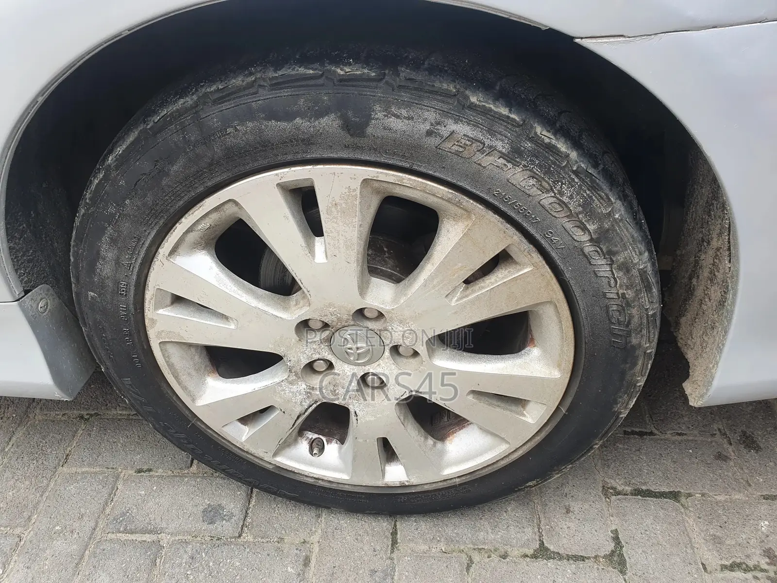 Toyota Avalon 2011 Silver