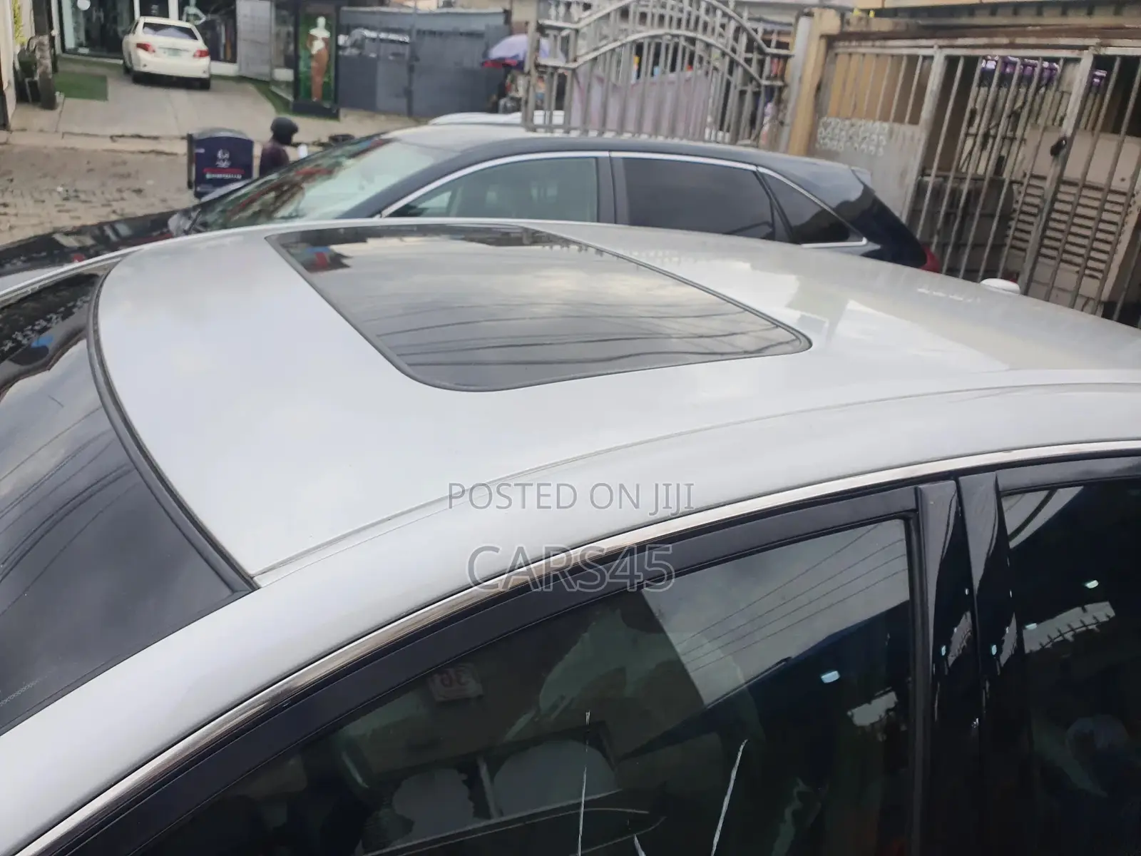 Toyota Avalon 2011 Silver
